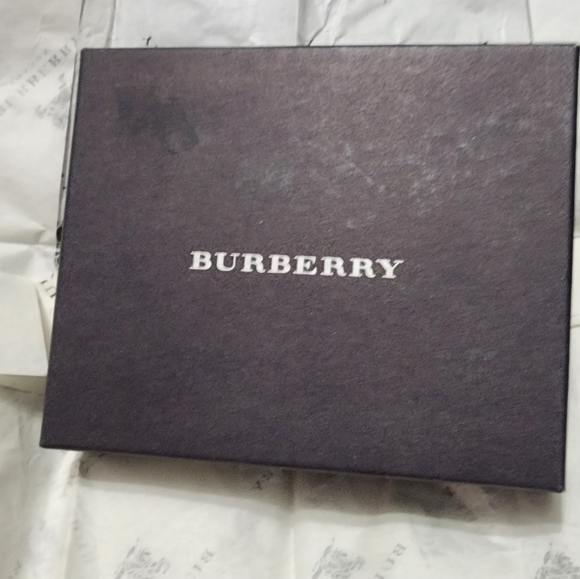 BRAND NEW BURBERRY BIFOLD NOVA CHECK WALLET FULL INCLUSIVE - Picture 7 of 10